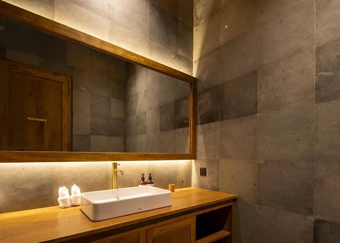 Alam 6 Private Pool & Spacious Terrace * Uluwatu (Bali)